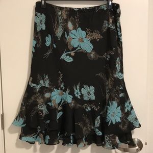 22w Skirt with cute flare